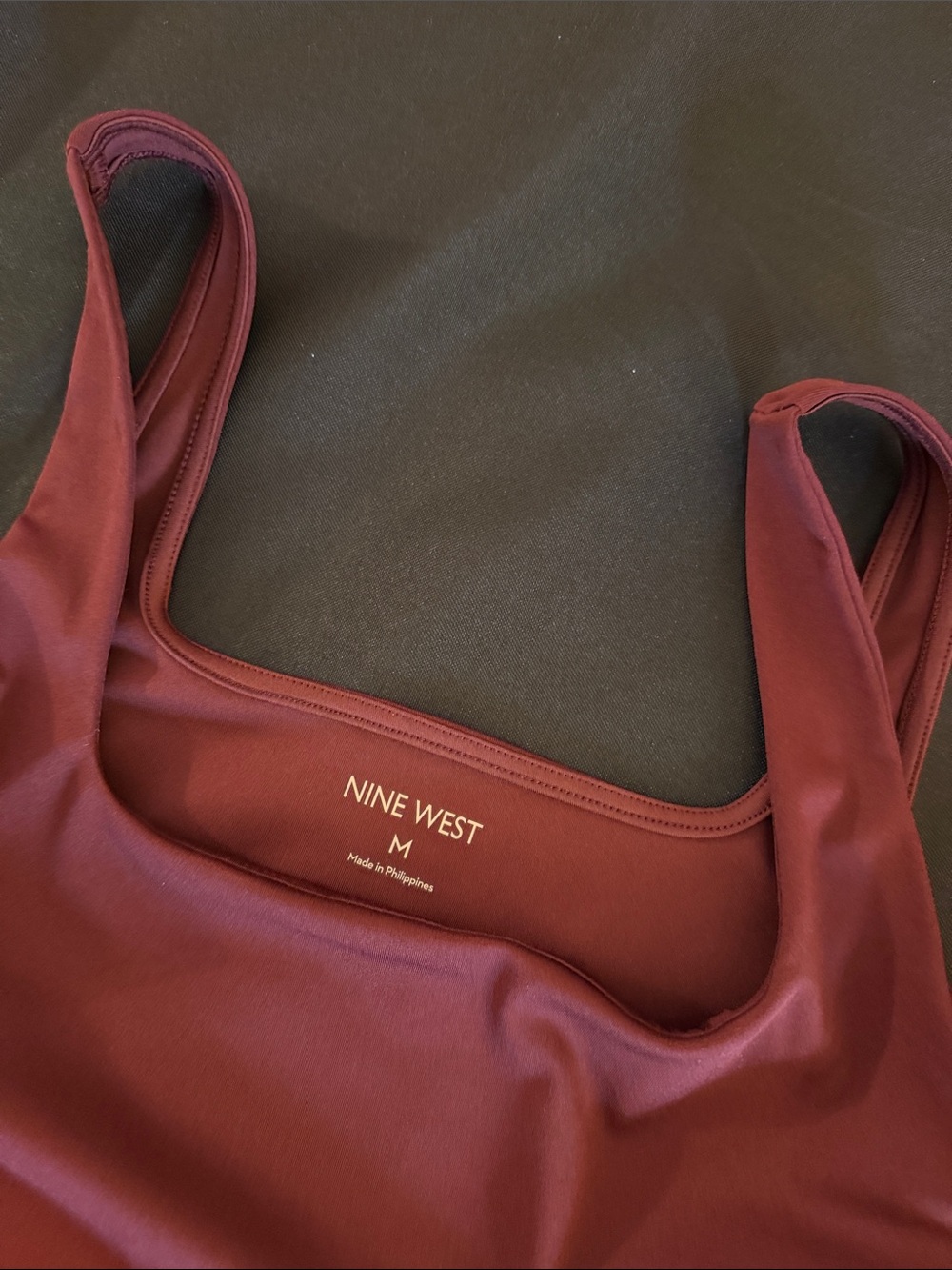 Nine West Burgundy Scoop Neck Tank Size M